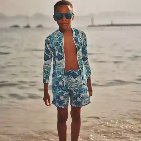 صورة Erkek Çocuk Tahiti Flowers Jirise Mayo